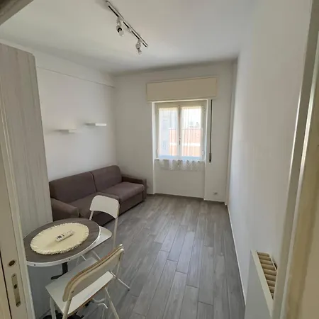 Апартаменты Decia's House Gemelli, Stadio E Centro Di *
